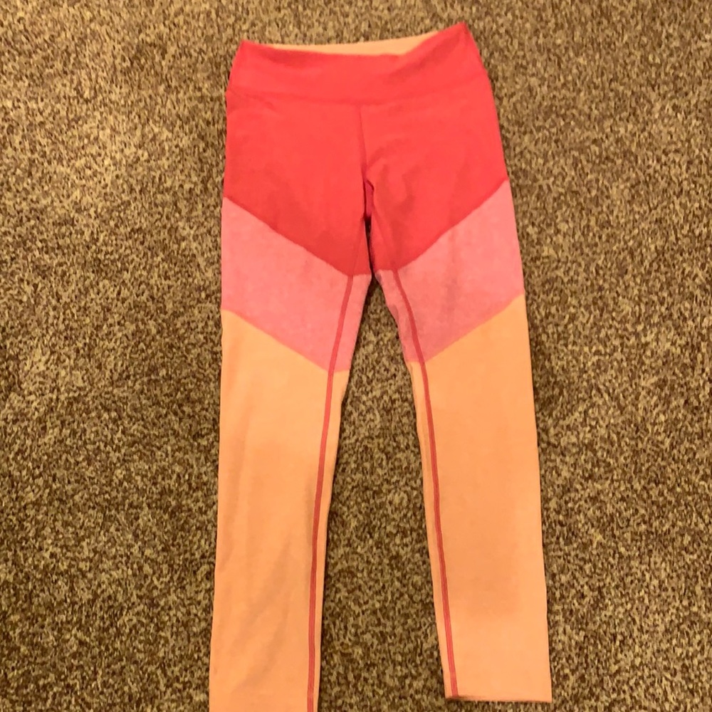 Outdoor Voices leggings. NEVER WORN. Size medium